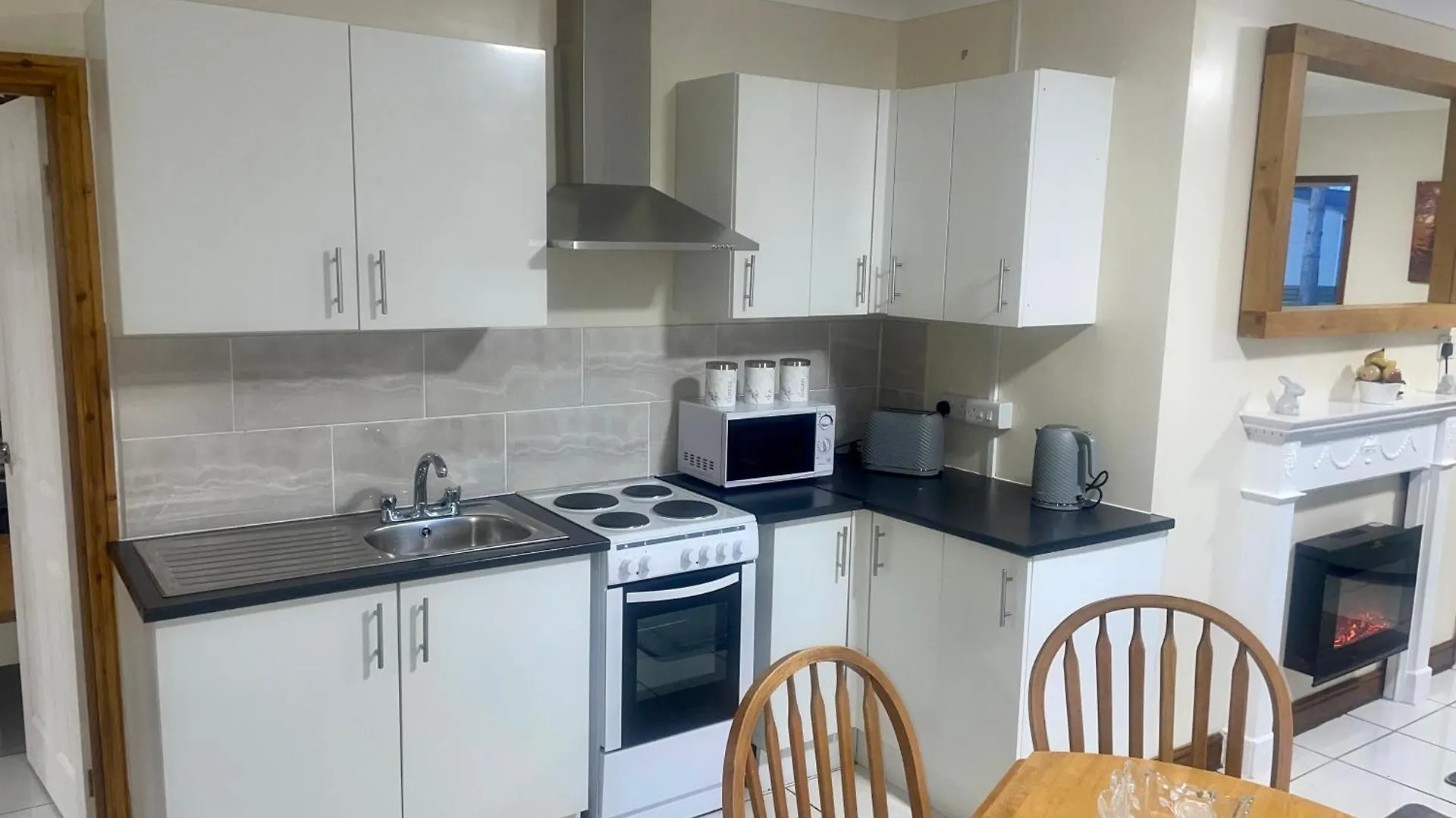 Beautiful 3-Bed Bungalow In Bawtry Doncaster 0*,  United Kingdom